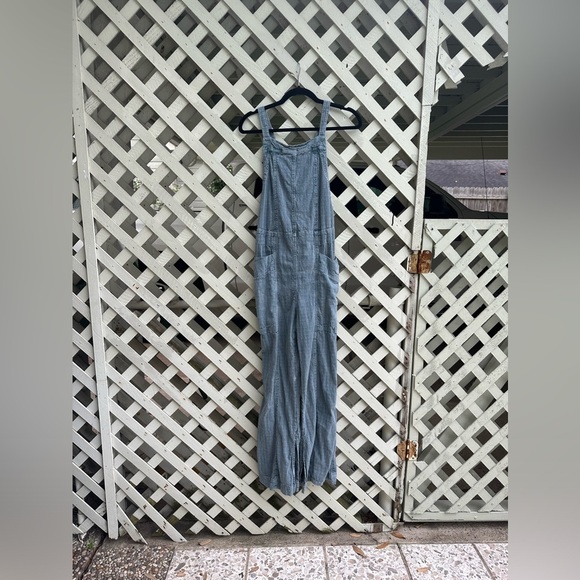COPY - Free People Savannah Overalls - Picture 3 of 8